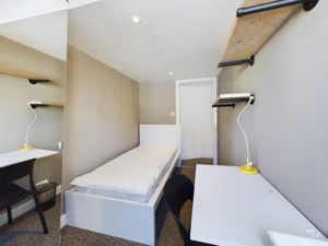 Photo 19- click for photo gallery